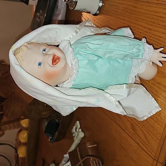 Yolanda's Picture Perfect Babies - Picture 8 of 9